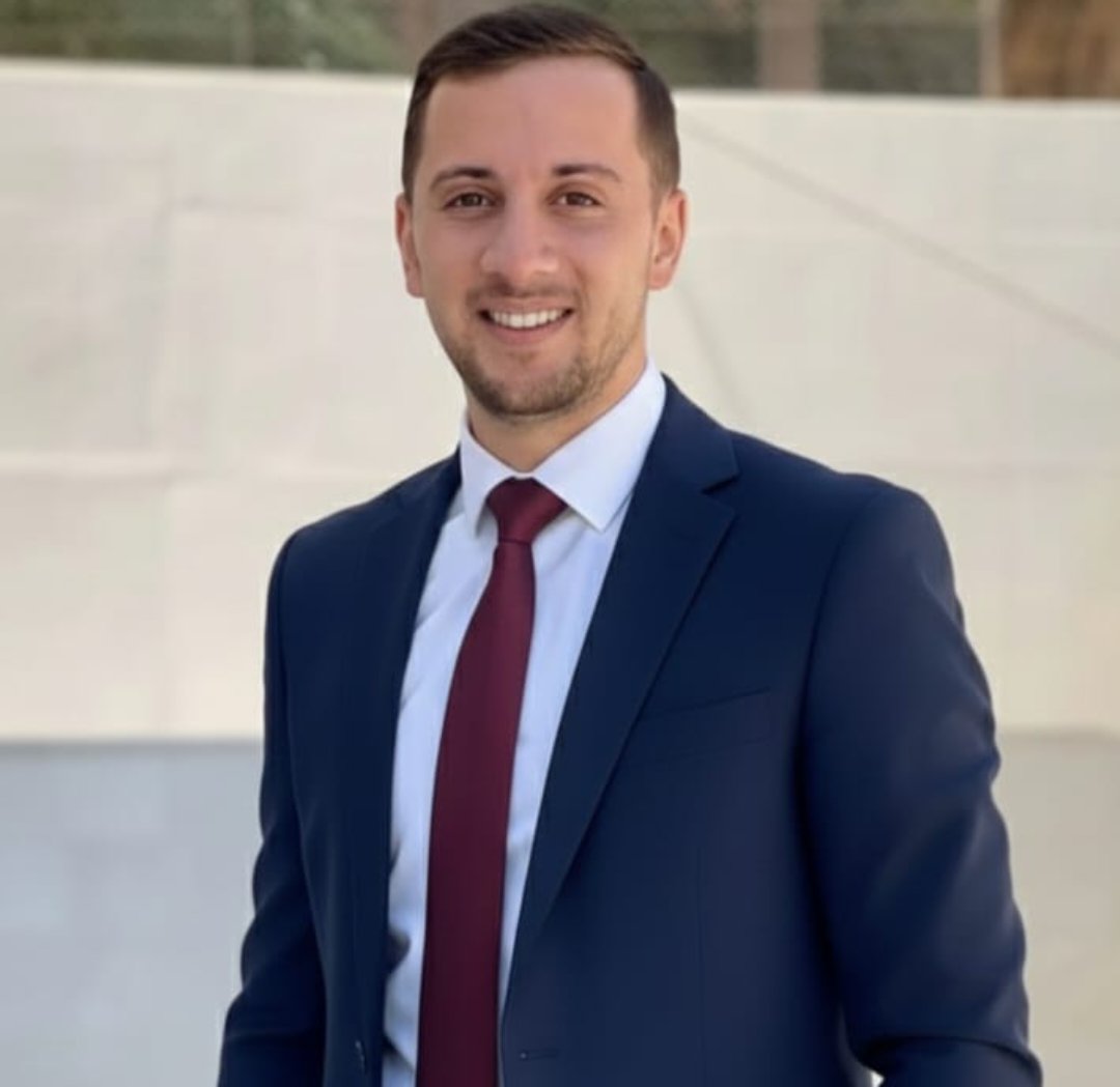 د. بزبز يكتب: سبعون عامًا شاهدة على قصة وطن، وشجاعة قائد