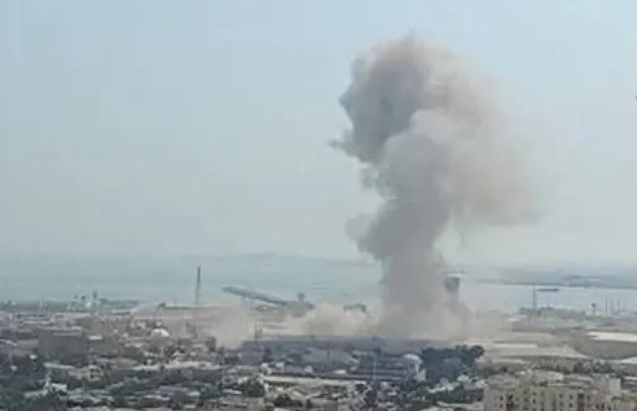 هجوم يستهدف شقة سكنية في أبوظبي ويصيب إسرائيليين.. وإعلان رسمي بمقتل وإصابة العشرات