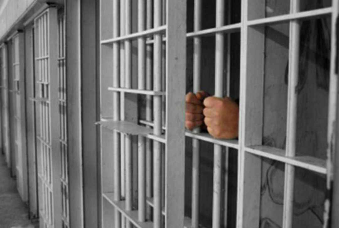 توقيف مدير في بلدية الزرقاء أسبوعاً على خلفية شكوى مواطنين