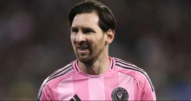 غوندوغان يشيد بعظمة ميسي .. المثال الأسمى لعظمة كرة القدم