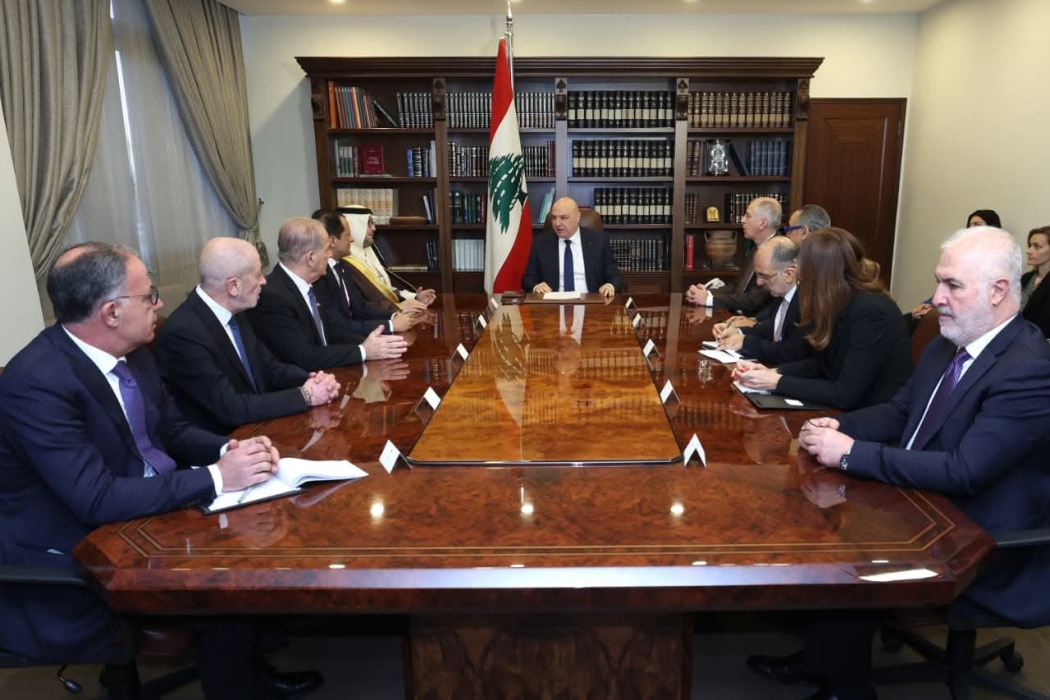 الرئيس اللبناني يستقبل سفراء اللجنة الخماسية