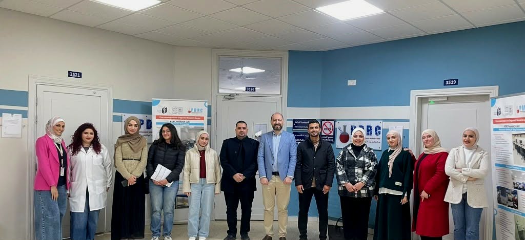 مركز البحوث الدوائية والتشخيصية في عمّان الأهلية يعقد دورة تدريبية متقدمة في تقنيات  PCR