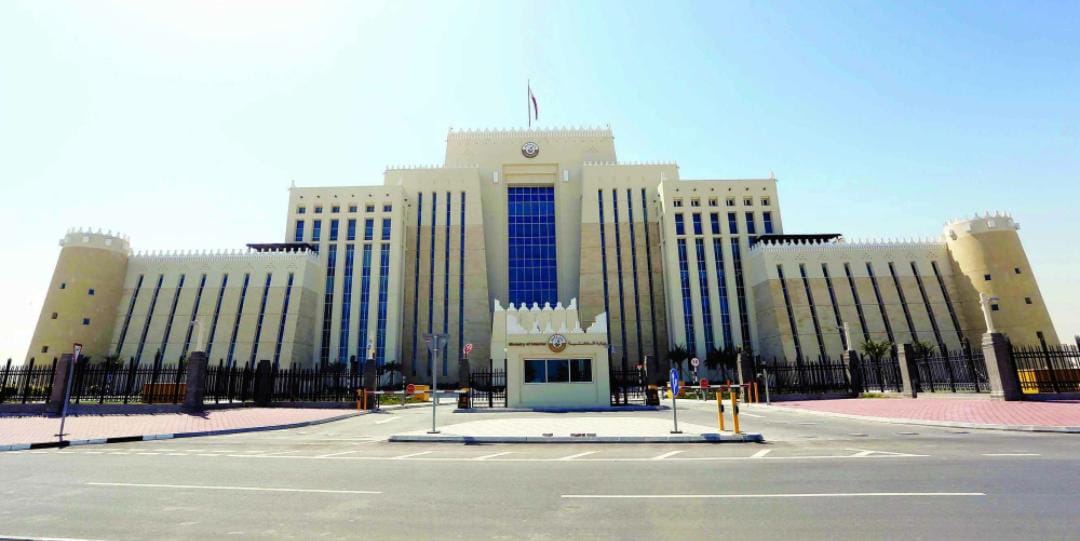 وزارة الداخلية القطرية  تدعو أولياء الأمور لتهيئة بيئة آمنة للأبناء ومتابعة التعليم عن بُعد