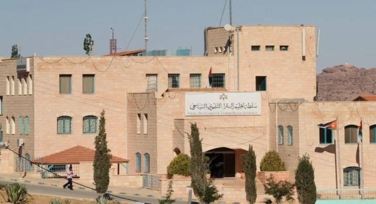 سلطة البترا تمدد فترة تجديد تراخيص الأنشطة الاقتصادية واللوحات الإعلانية لنهاية الشهر
