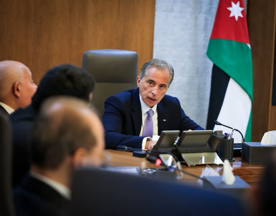 رئيس الوزراء يبحث مع شركات الملاحة واقع سلاسل التوريد وسبل خفض كلف الشحن