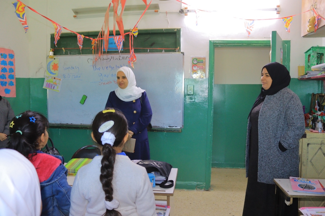 الحويدي تتفقد مدرستي غرناطة والمطلة الأساسيتين المختلطتين