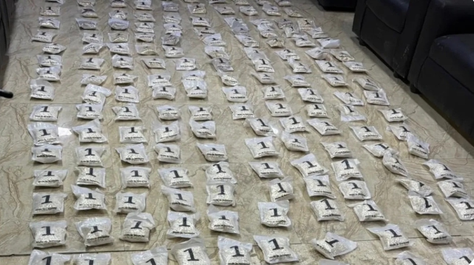 إحباط 4 محاولات تهريب مخدرات ببالونات موجهة إلكترونياً على الحدود الشرقية