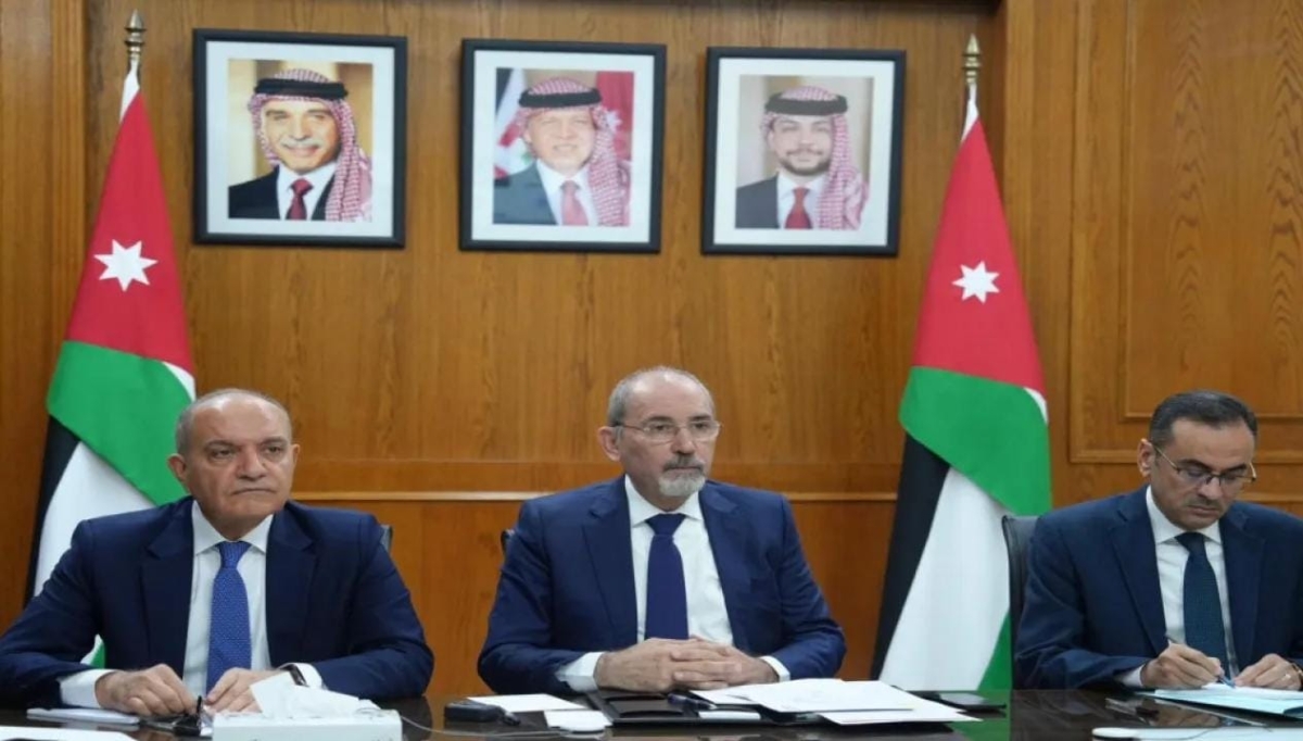 الصفدي: أمن الدول العربية واحد ويستوجب الوقوف صفًا واحدا لمواجهة الاعتداءات الإيرانية