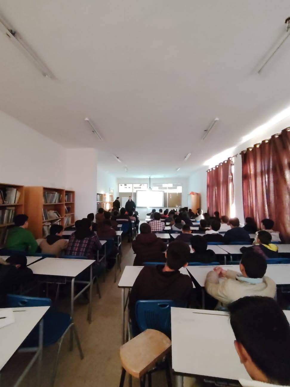 مركز شباب ساكب ينظم الإفطار الشبابي الثاني ضمن برنامج حضور