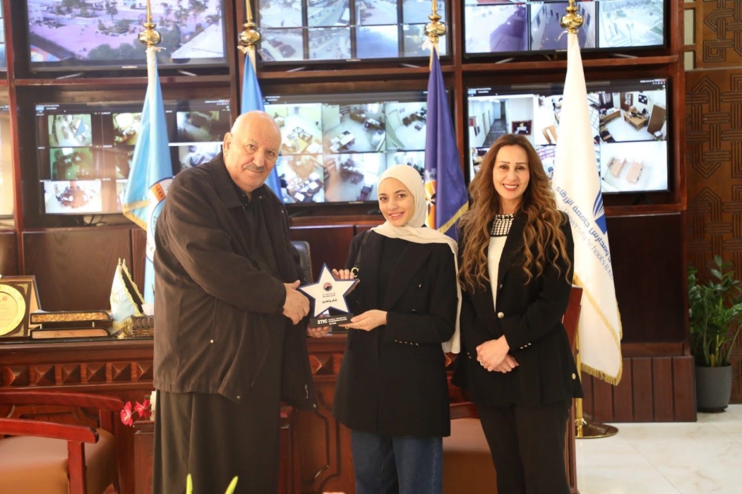 الدكتور محمود أبو شعيرة يدعم أوائل الشامل بمنح دراسية للتجسير في جامعة الزرقاء