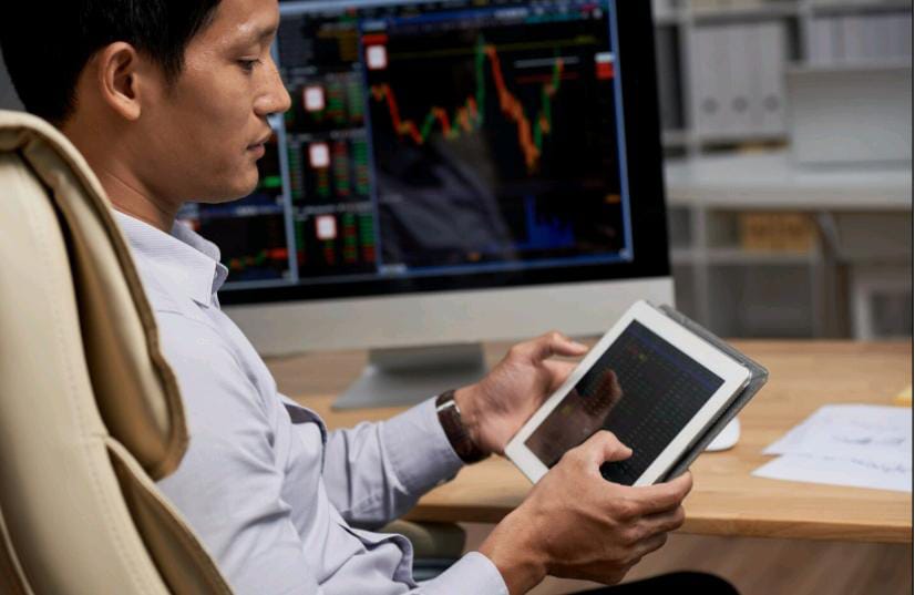 الأسواق الأوروبية أم الآسيوية؟ دليل شامل مقدم من شركة NAGA للمستثمرين لفهم أهم الفروقات.