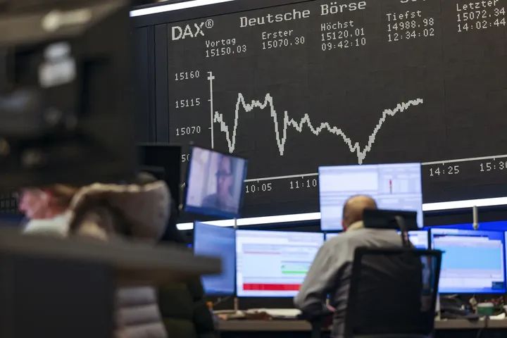 الأسهم الأوروبية تغلق تداولاتها على انخفاض