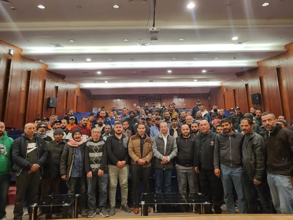 بلدية سحاب تقيم مأدبة إفطار تكريمية لعمال الوطن تقديراً لجهودهم