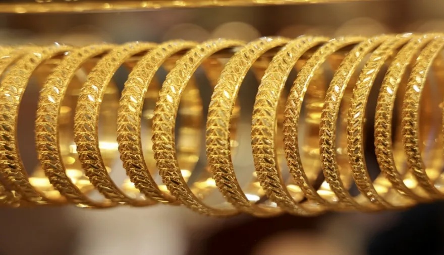 انخفاض أسعار الذهب في السوق المحلي صباح اليوم السبت