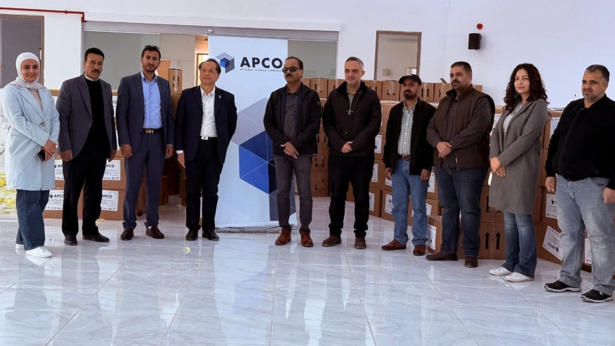 بلدية أم الرصاص توزع مساعدات تموينية بالتعاون مع الجمعيات الخيرية...صور