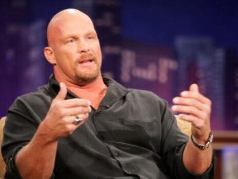 ستيف اوستن يكشف سبب تخفيف انتقاداته لعروض WWE