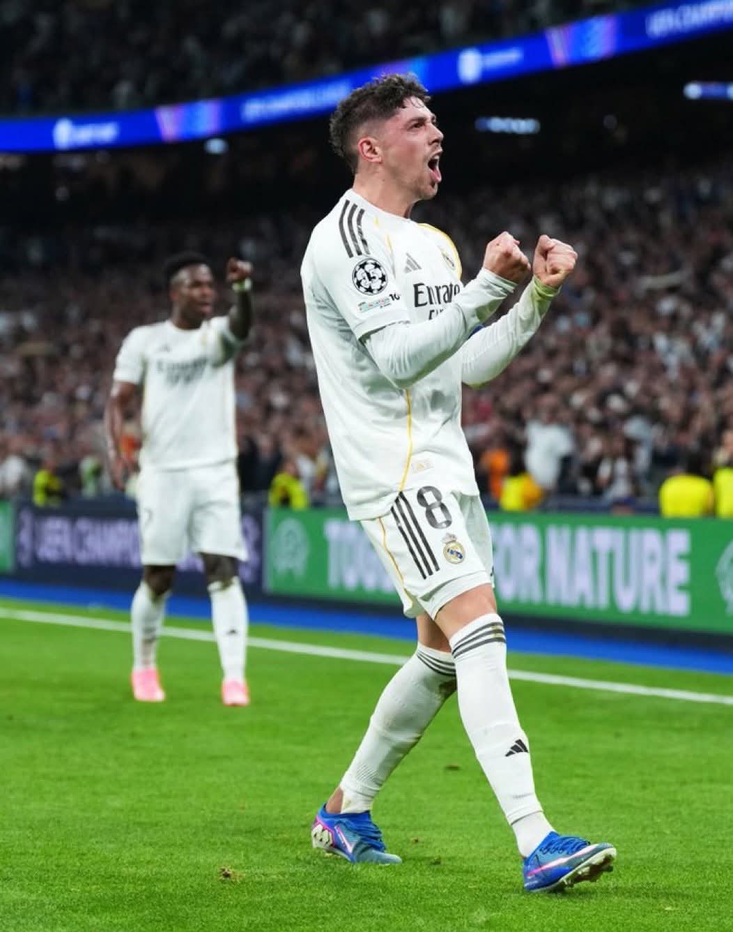 بصاروخية مذهلة.. فالفيردي يمنح ريال مدريد هدفًا رائعًا في شباك إلتشي