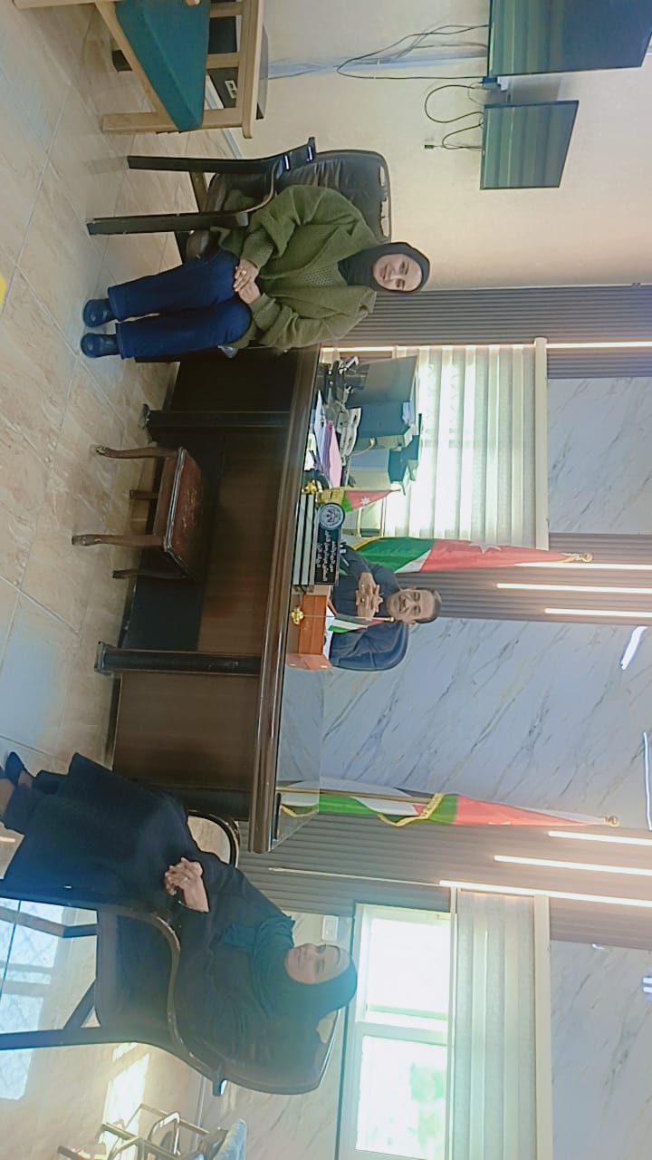 الزبن يترأس اجتماع لجنة الامتحانات المحلية