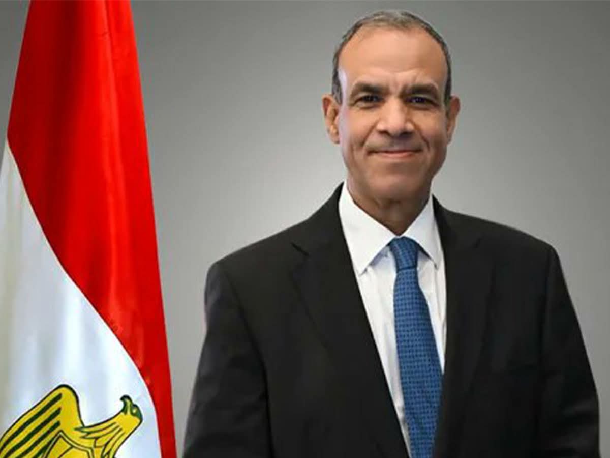 وزير الخارجية المصري يبحث هاتفيا مع نظيريه الكويتي والبحريني تداعيات التصعيد بالمنطقة