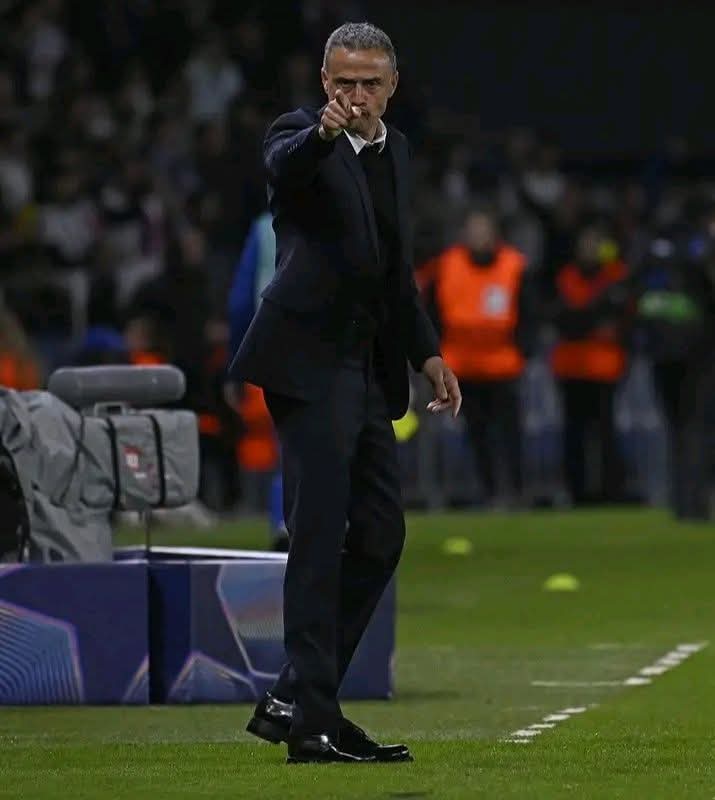 لويس إنريكي يكشف خطة باريس سان جيرمان أمام تشيلسي: لن ندافع بل سنهاجم