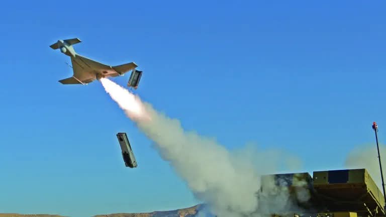 العراق.. الدفاعات الجوية تسقط طائرتين مسيرتين في سامراء والسليمانية