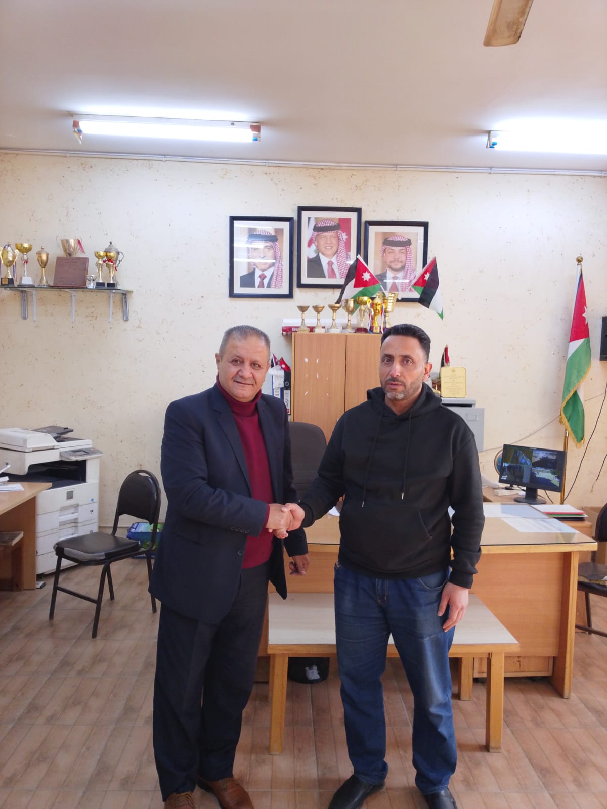 الصوافطه يهنّئ العليمات ويرفع لواء التقدير لإنجازه العلمي