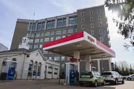 أسعار الديزل في أميركا تتجاوز 5 دولارات للغالون