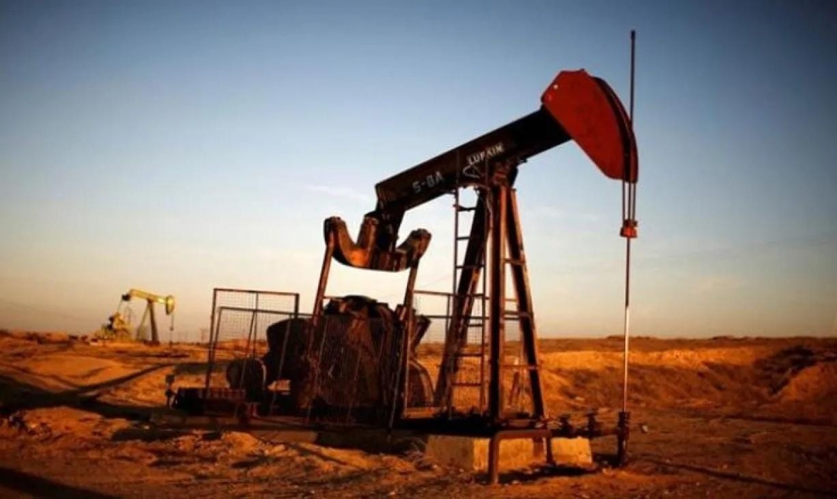 أسعار النفط.. برنت يسجل 101.94 دولار مع استمرار التوتر في مضيق هرمز