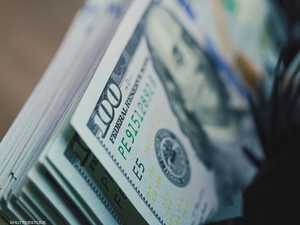 الدولار ينخفض وسط بوادر على تجدد شهية المخاطرة