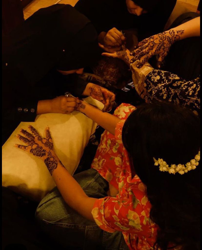 سريحين تكتب :نهار العيد… ذاكرة الطفولة بين دفء البيوت ونبض الحنين