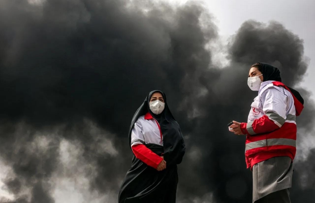 بموافقة أمريكية .. إسرائيل تقصف منشأة الغاز الكبرى في إيران