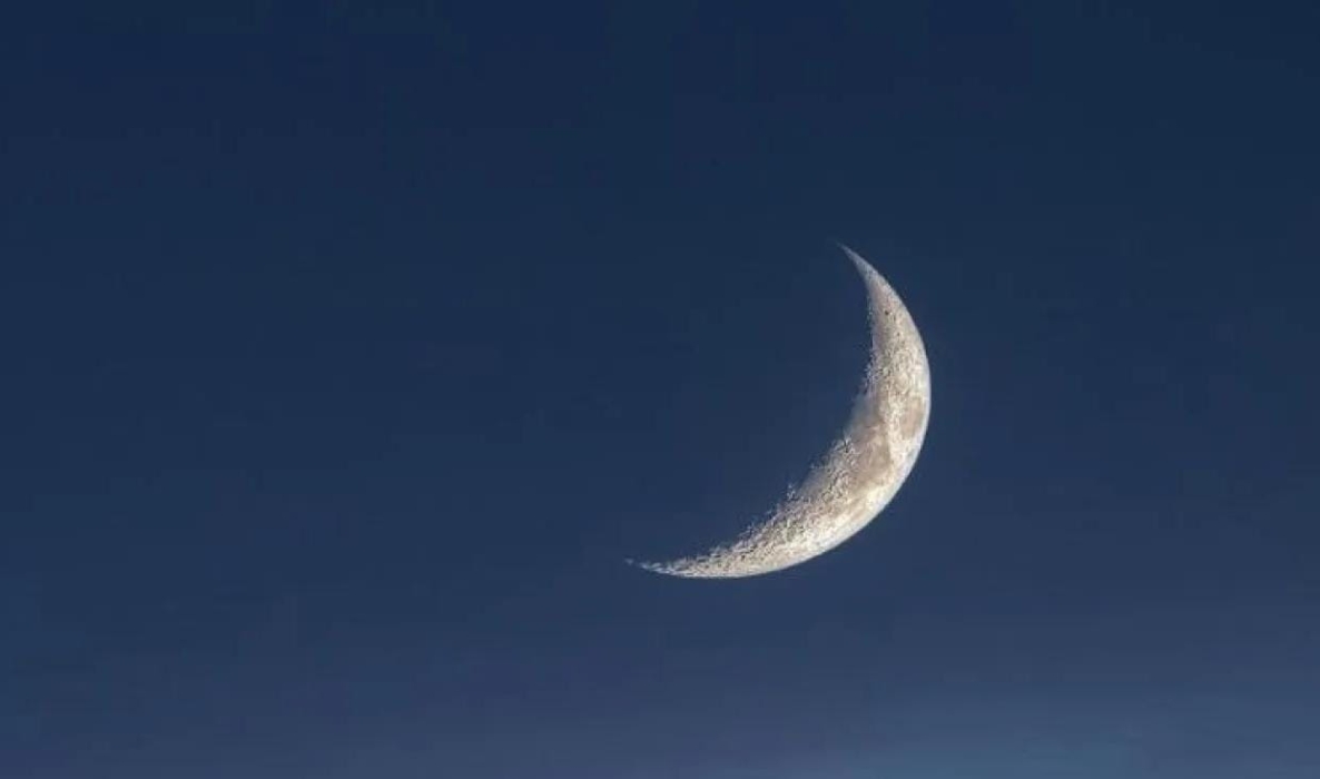 غدا المتمم لشهر رمضان.. والجمعة أول أيام عيد الفطر في الإمارات