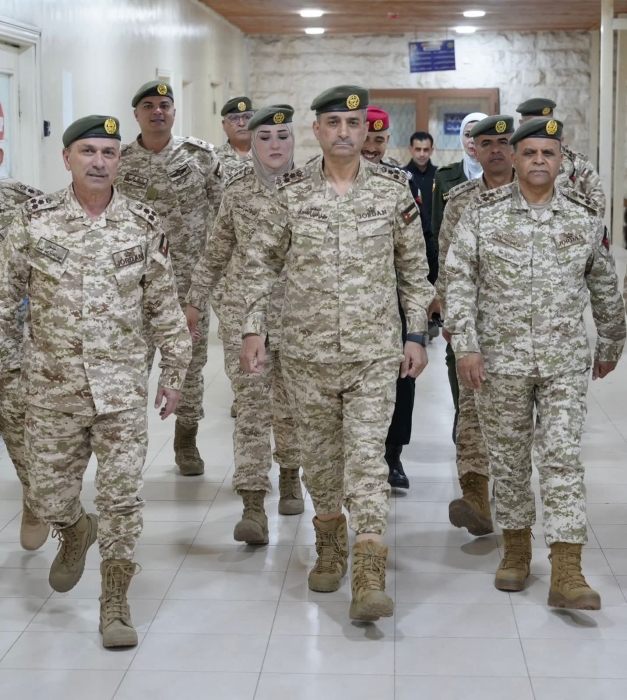 مدير عام الخدمات الطبية الملكية يتفقد المستشفيات العسكرية في إقليم الشمال…صور