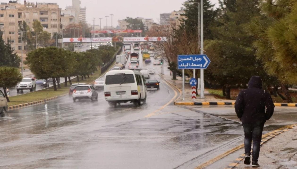 اشتداد الحالة الماطرة خلال الساعات المقبلة