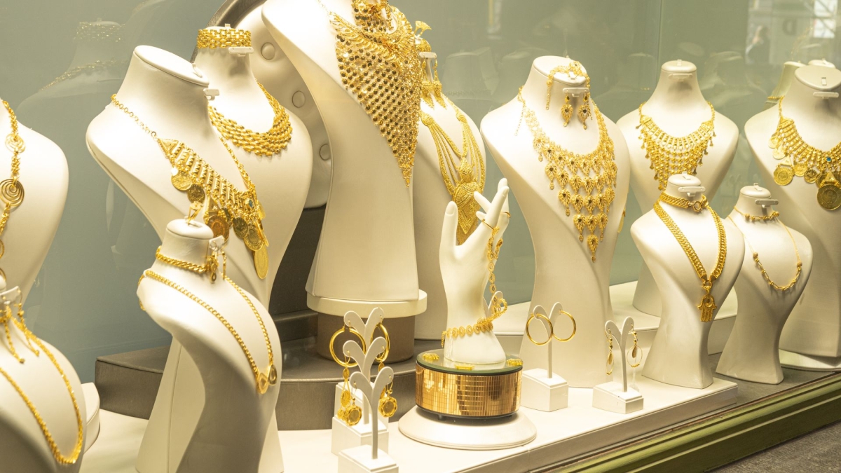 96.4  دينار سعر الذهب عيار 21 بالسوق المحلية