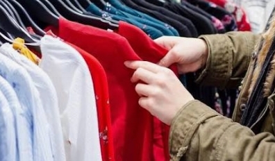 حركة تسوق نشطة لشراء الألبسة وسط أسعار اعتيادية