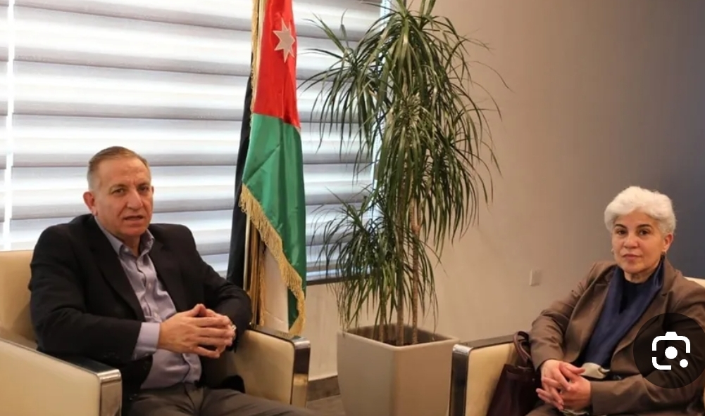 وزير الزراعة يبحث مع السفيرة التونسية تعزيز التعاون الزراعي