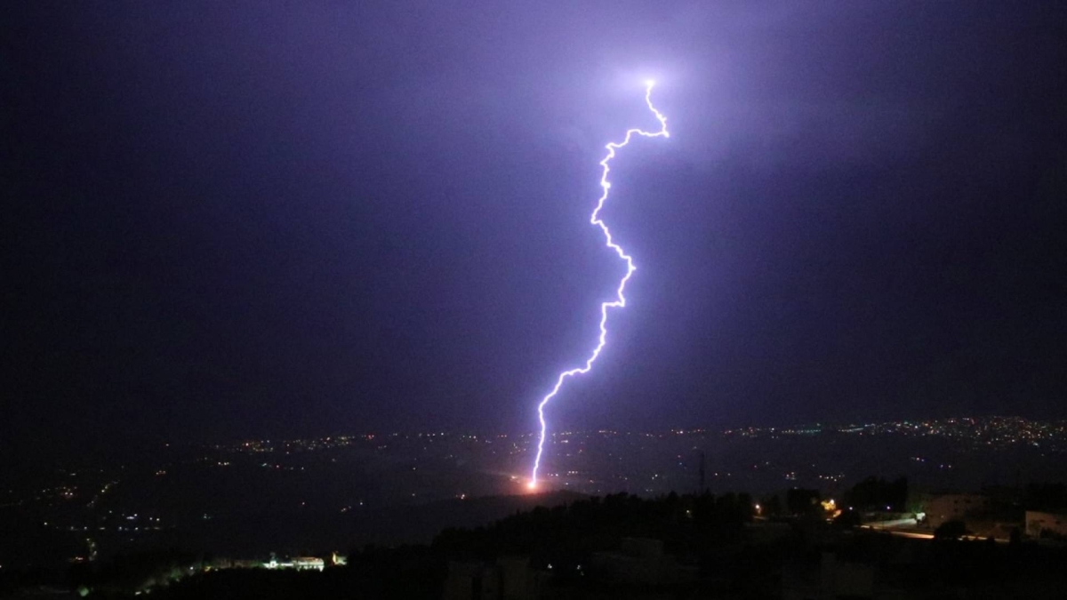 منخفض جوي ( الدرجة الثانية) يبدأ تأثيره على الأردن مساء الخميس ويستمر نهار الجمعة