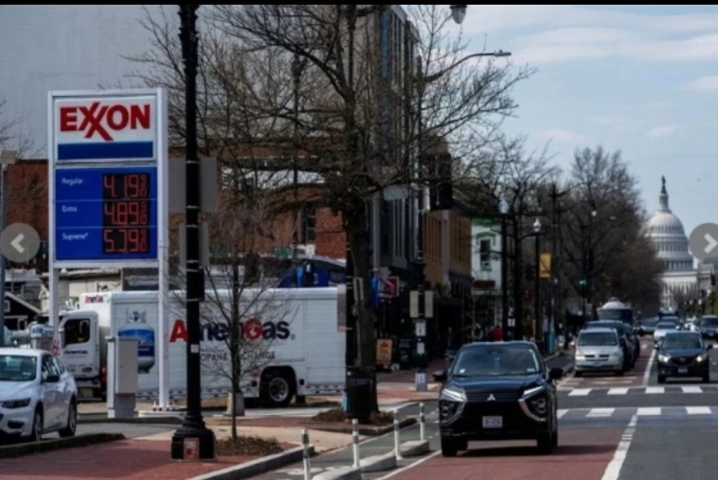 الطاقة الدولية تقترح العمل من المنزل وتجنّب السفر الجوي لتخفيف أسعار النفط