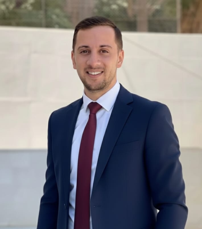 دكتور بزبز  يكتب: هنا وقفَ الأردنيُّ… فصنعتِ الكرامة