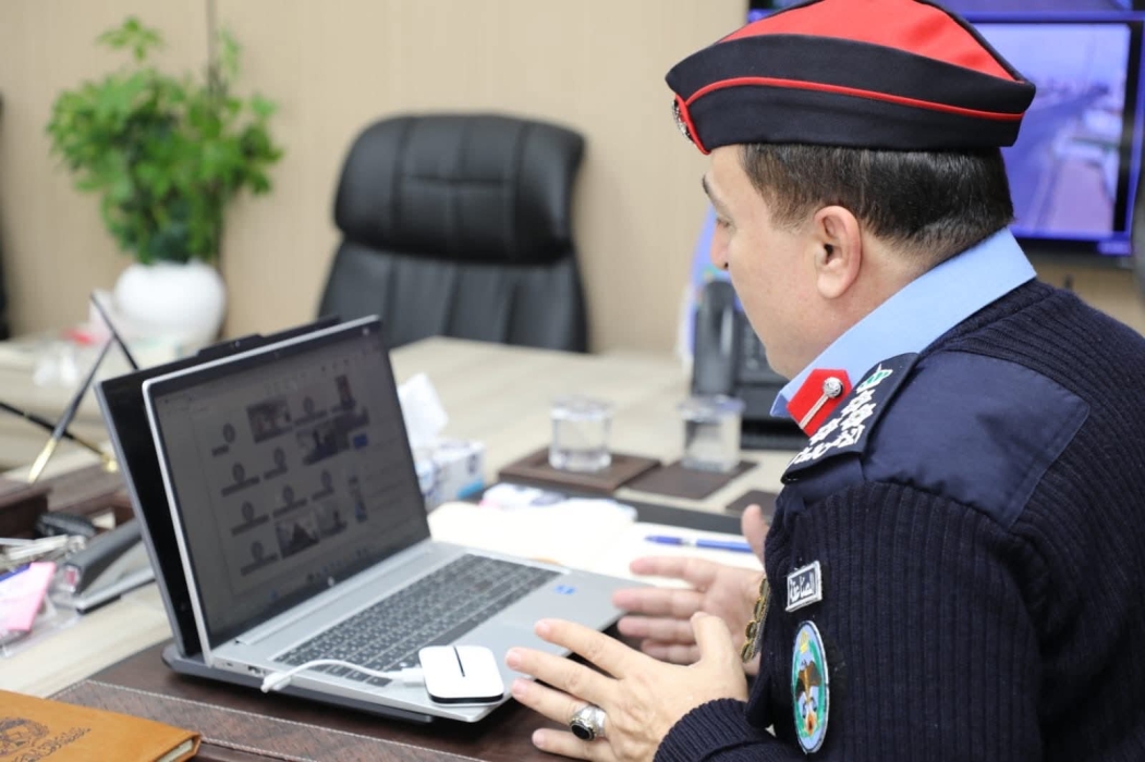 الأمن العام يهنئ كوادره في مهام حفظ السلام الدولية بعيد الفطر عبر لقاء مرئي