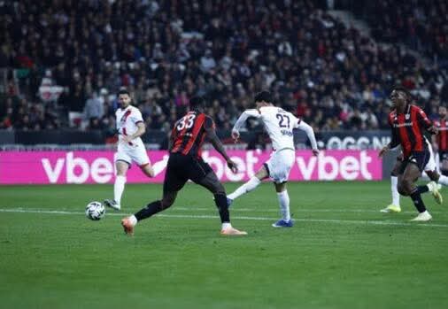 درو فرنانديز سعيد بهدفه الأول مع بي اس جي