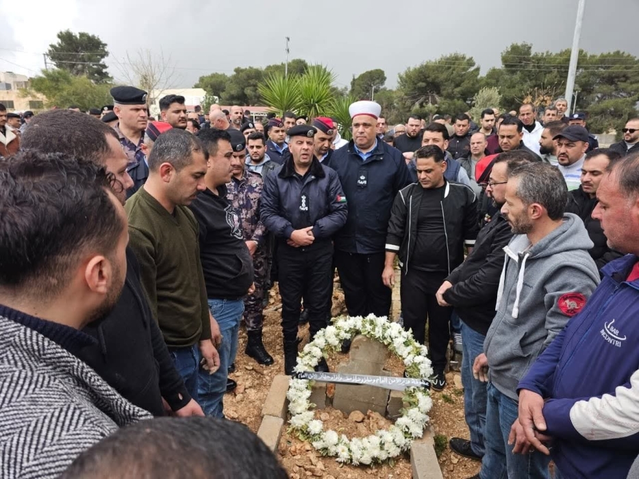 العقيد الرقاد يشارك بتشييع جثمان الوكيل أحمد ملكاوي في إربد