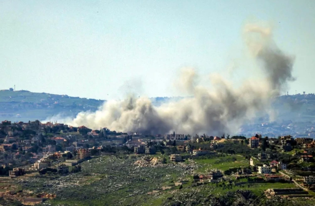 استشهاد فلسطيني وإصابة آخرين في قصف الاحتلال الإسرائيلي مدينة غزة