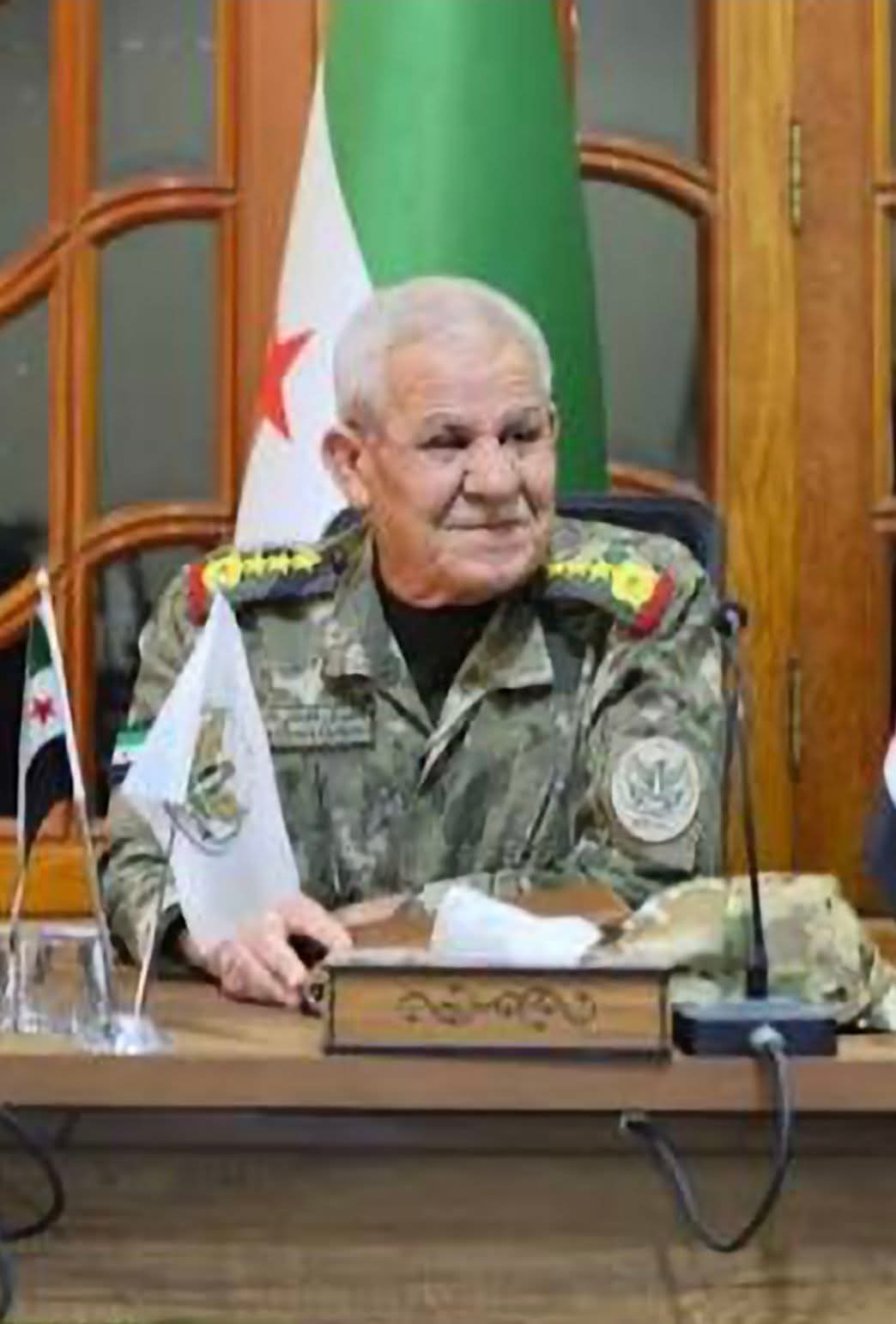 وفاة العميد السوري المنشق عبدالمجيد دبيس