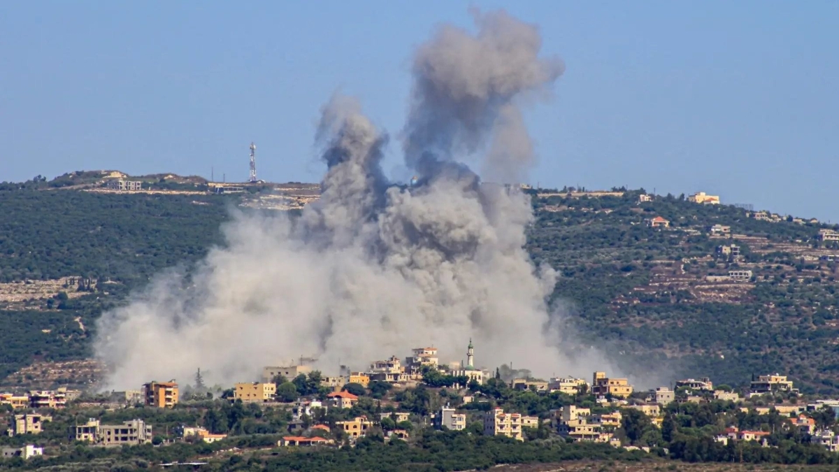 غارات إسرائيلية تستهدف الضاحية الجنوبية وجنوب لبنان