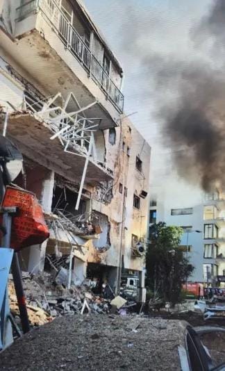 قتلى وجرحى ودمار هائل إثر سقوط صواريخ إيرانية في ‘‘تل أبيب’’