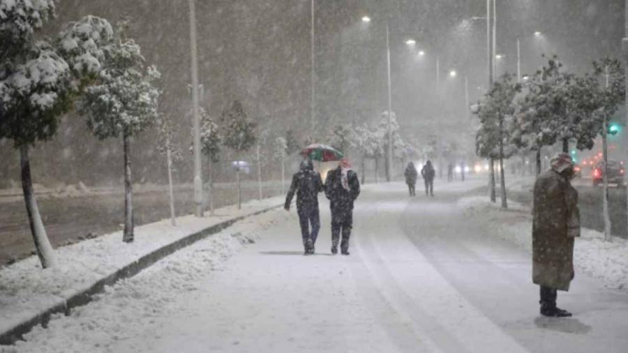 الأرصاد تحذر: ثلوج في بعض مناطق المملكة وأمطار غزيرة ورعدية في أخرى