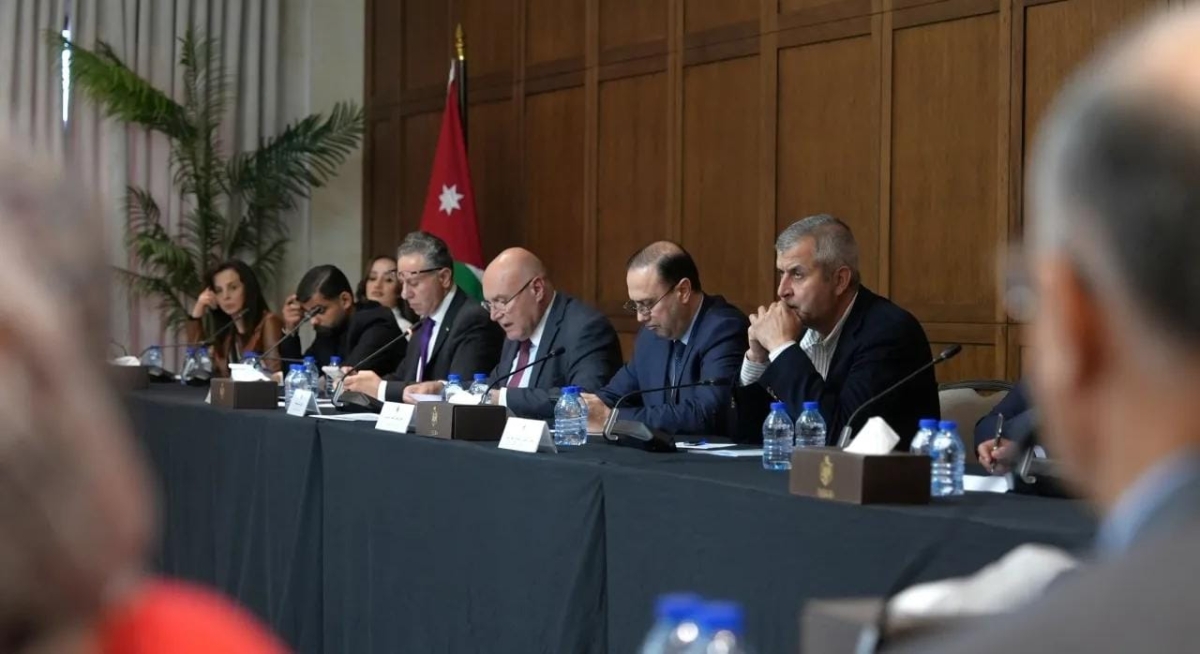الحكومة توضح إجراءات التَّعامل مع تداعيات الأوضاع الإقليميَّة خصوصاً بالمجال الاقتصادي