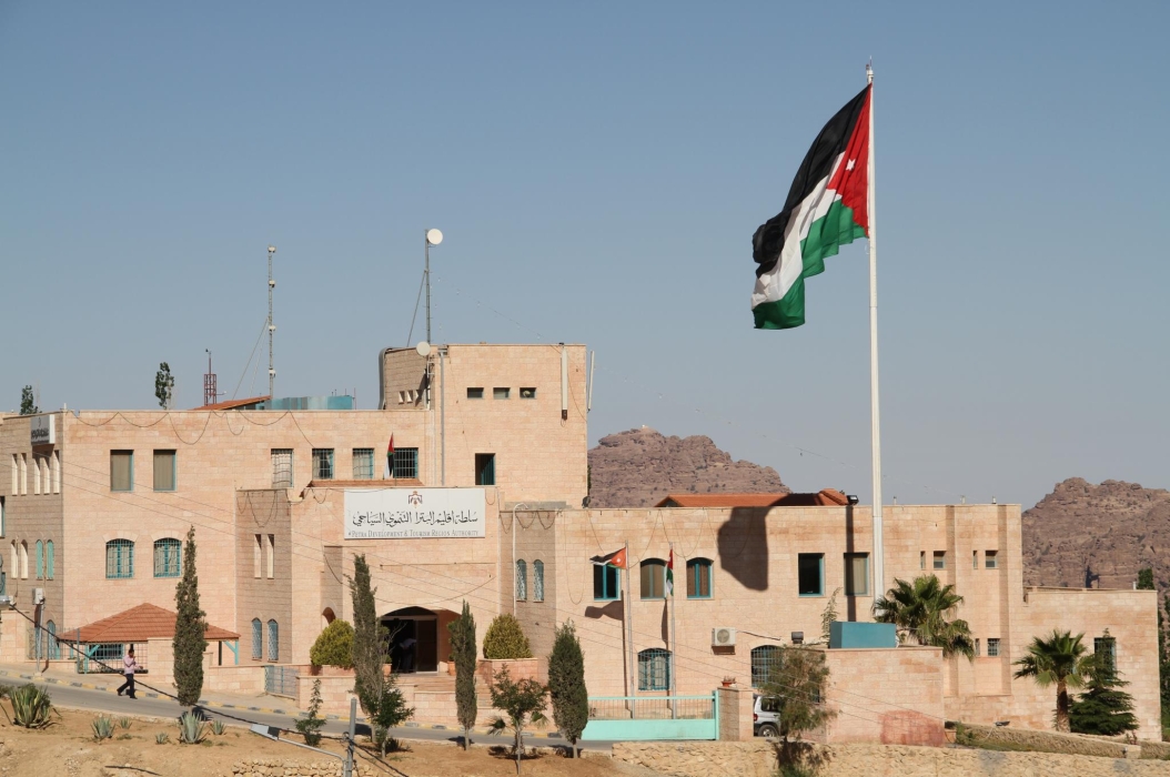 تعليق دوام العاملين في سلطة إقليم البترا بسبب الأحوال الجوية